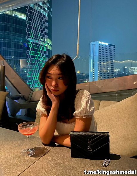 Livy Renata adult star gallery