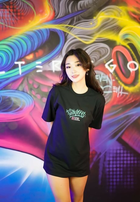 Livy Renata nice star pic