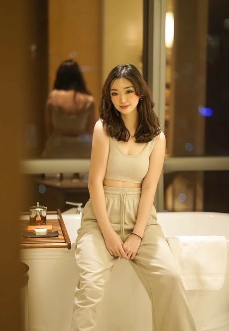 venezuela onlyfans nudes images