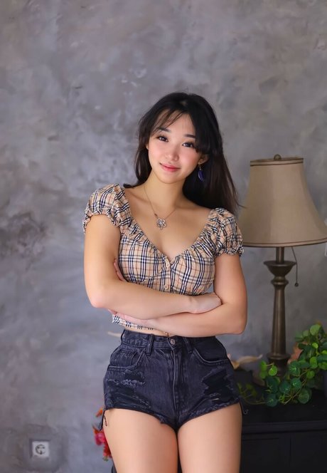 Livy Renata sexy pornstar pic