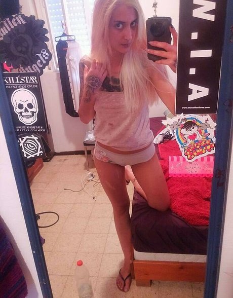 Rockabillyabbey Sg star beautiful pics