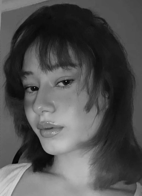 Arzu Ylmaz hd model pics