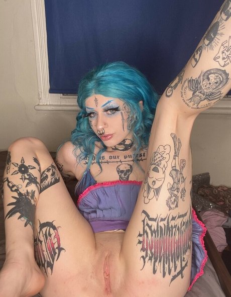 Piaisevil nudes model archive