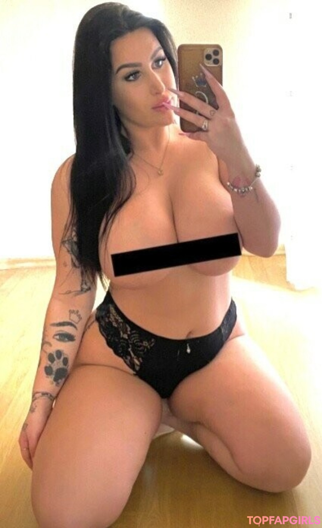 Sandra Bierczak star sexy picture