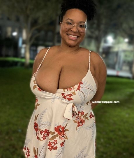 Unmaskedoppai star hot image