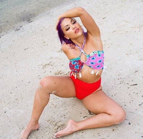 Salina De La Renta model sex galleries