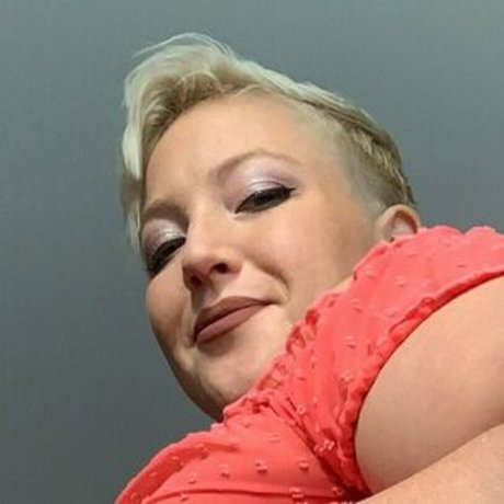 Lightbulblonde adult model gallery