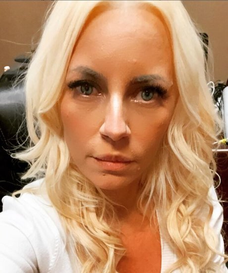 Elektra Smith pretty pornstar pic