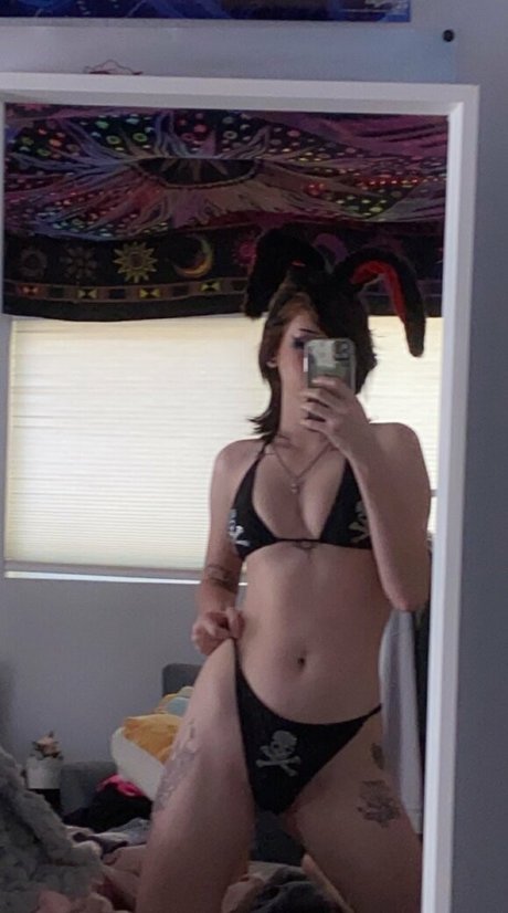 Cosmicstarbunny pornstar erotic photo