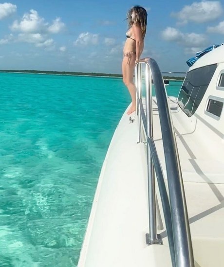 Camila Sodi star perfect photos