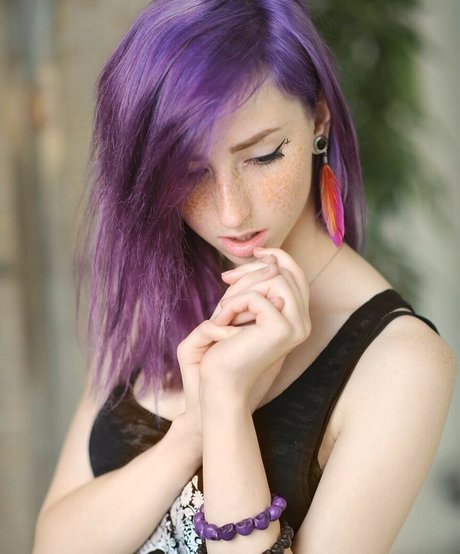 Rocken Rollia porn model gallery