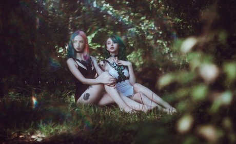 Rocken Rollia porn model pic