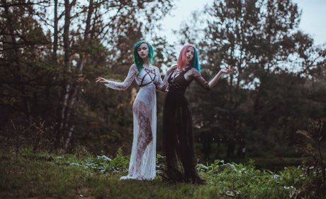 Rocken Rollia star nude images