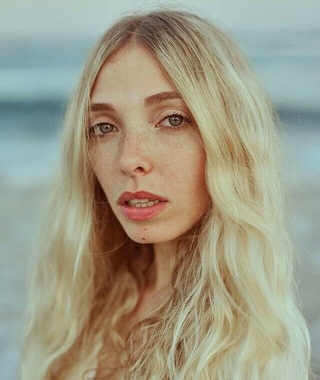 Tiny Miny Mo xxx star image