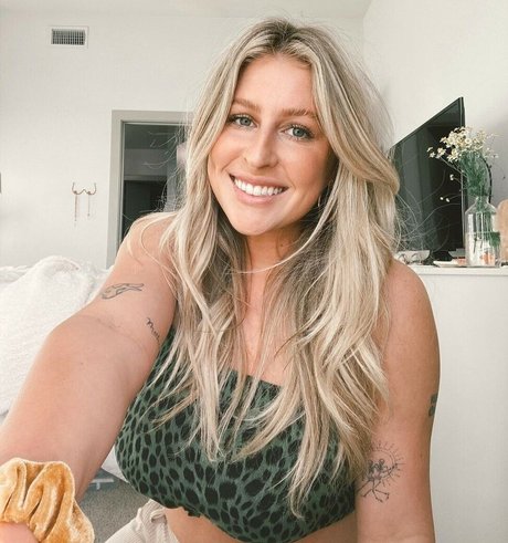 Camillekrahn_ hot model galleries