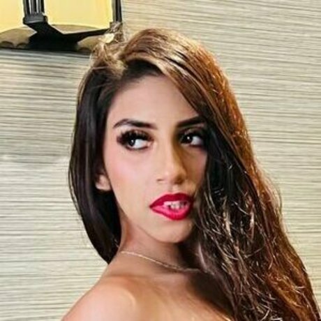 Maryrodriguez15 model top pictures