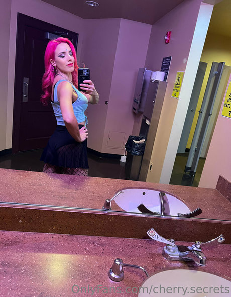 Mtgcherrylove model porn image