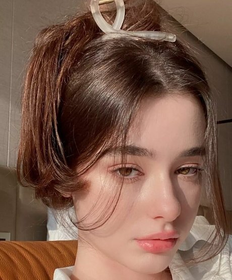 Dasha Tarab star pornographic pictures