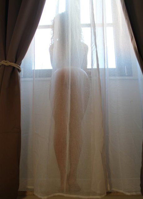 siriasuncolor model perfect photo