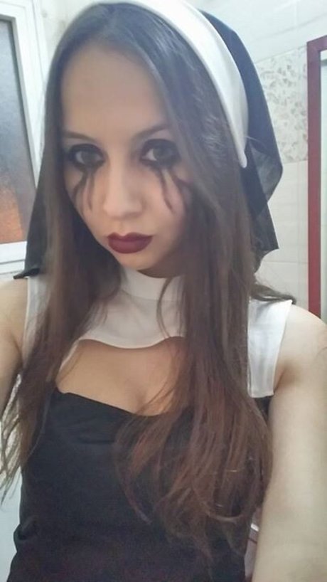 Jennie Naz model sexy galleries