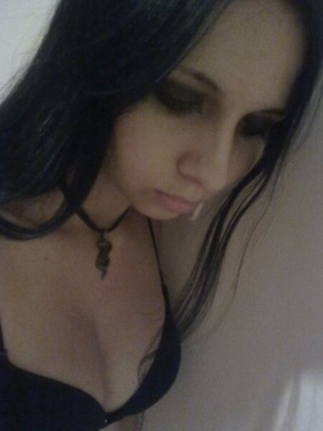 Jennie Naz pornstar nude image