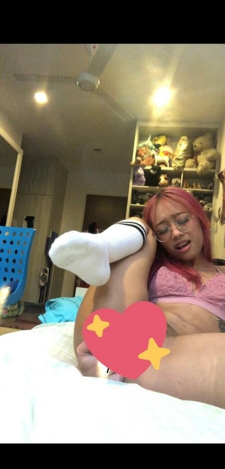 Lilfoxiebaby model exclusive picture