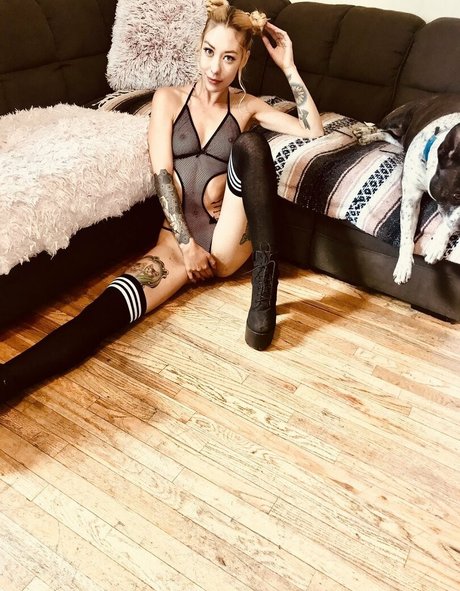 bodybuilder nude onlyfans art nude images