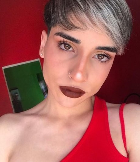 Pablo Pineda model adult pic