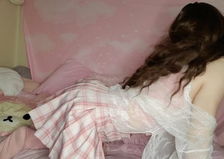 Little lost doe exclusive model pics