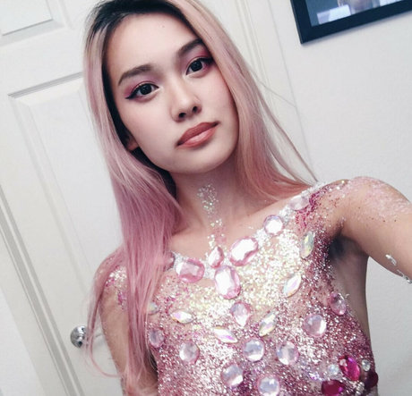 Lyvian Dao exclusive model photo