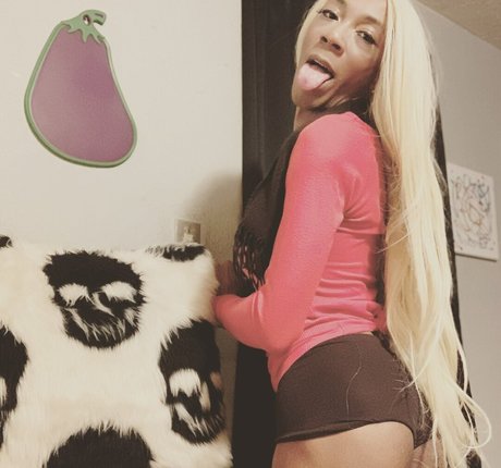 Capri Starr star free galleries