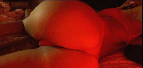 Miranda Henny nude actress pictures