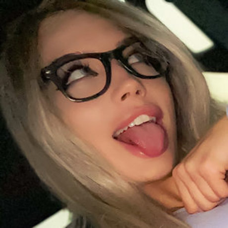 Skyefires star adult archive