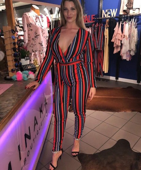 busty redhead onlyfans xxx picture