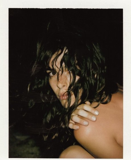 Carly Foulkes nude model photos