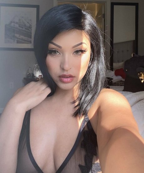 Alisa Nouchi actress galleries