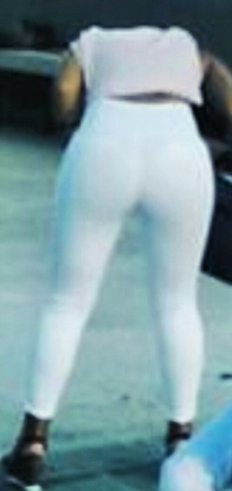 Aria Paria star hot galleries