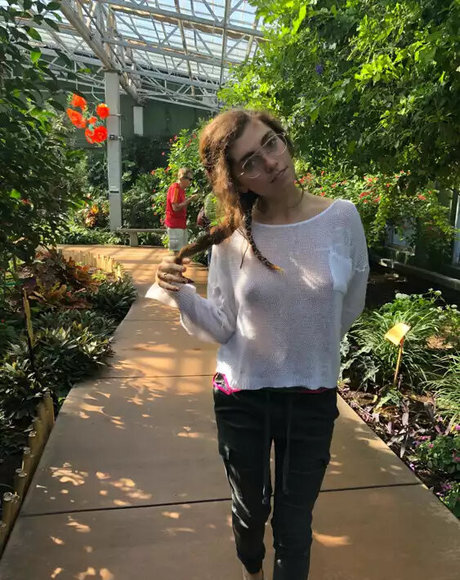 Gillianbarnes model free pics