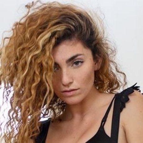 Gillianbarnes erotic star images