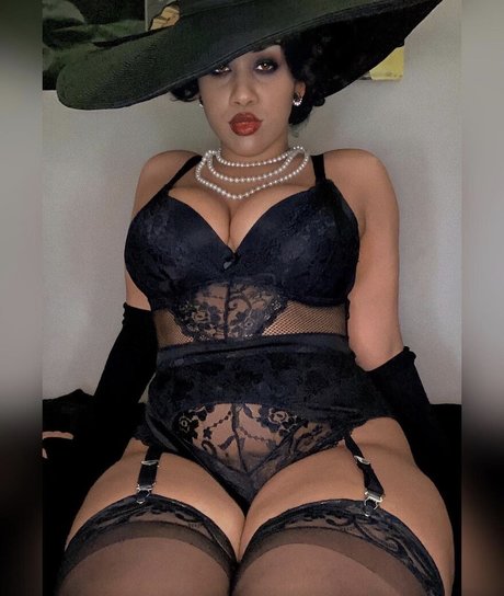 artsy doodle pornstar hd image