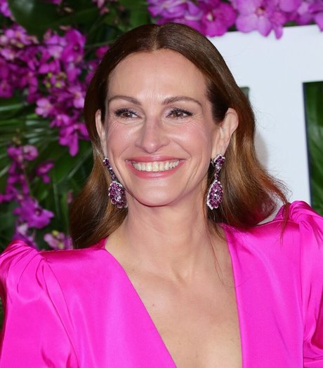 Julia Roberts beautiful model archive