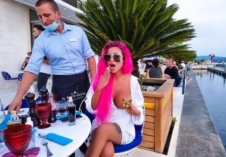 Viktoria Shock naked star photos