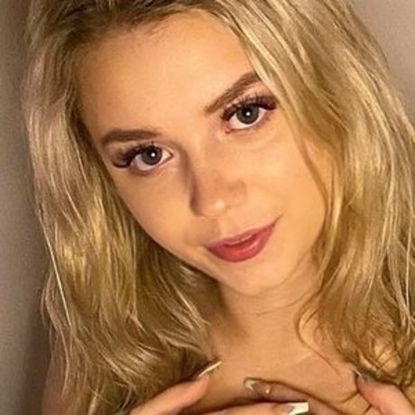 Briea Harm star adult picture