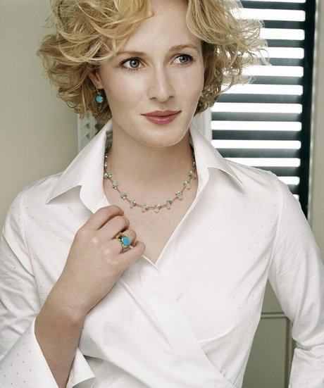 Genevieve O Reilly hd star picture