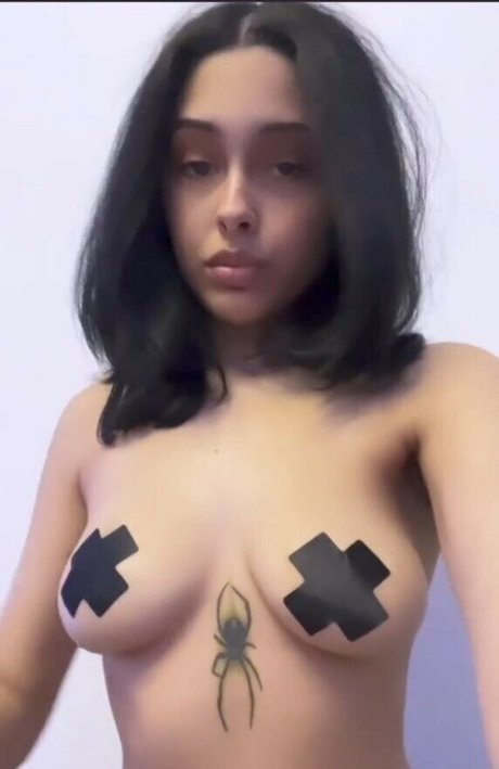 WinterTheBrat sexy model pics