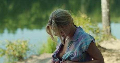 Sonja Gerhardt model adult img