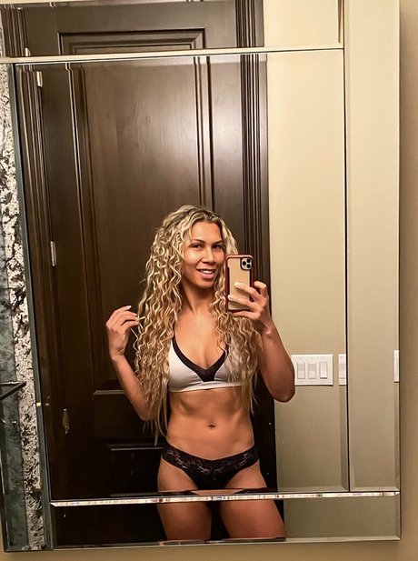 canadiandestoryer star hot img