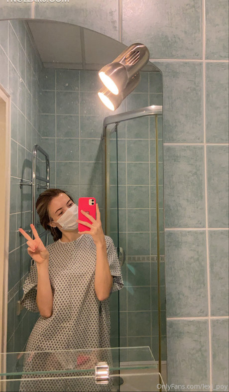 Lexi Poy model top archive