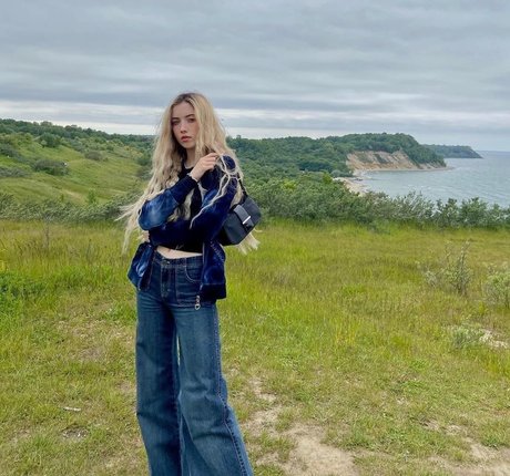 Lexi Poy model best photos