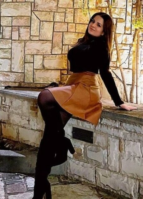 Theodwra Drinia top pornstar img